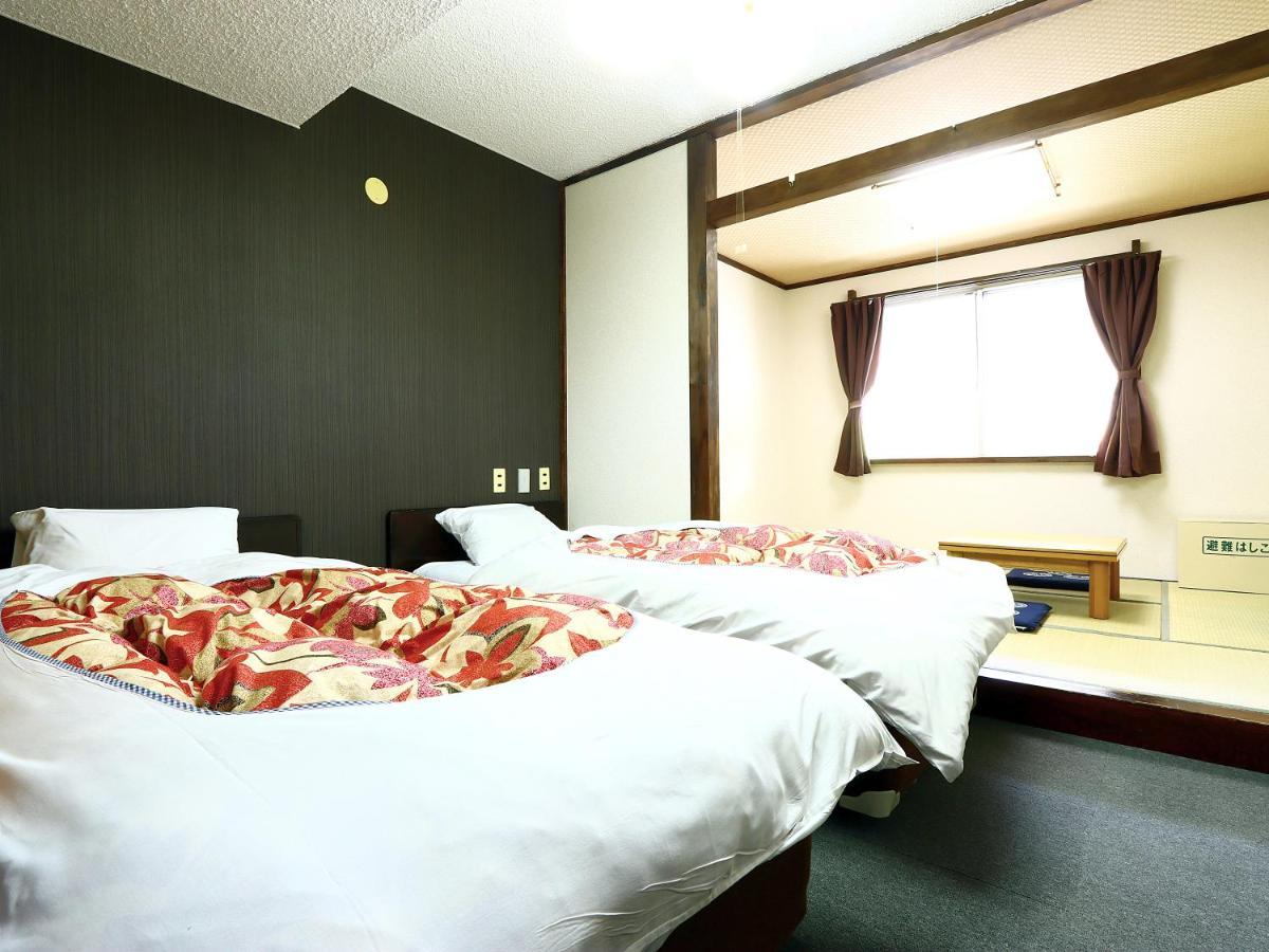 Hotel New Bernina Nagano Esterno foto