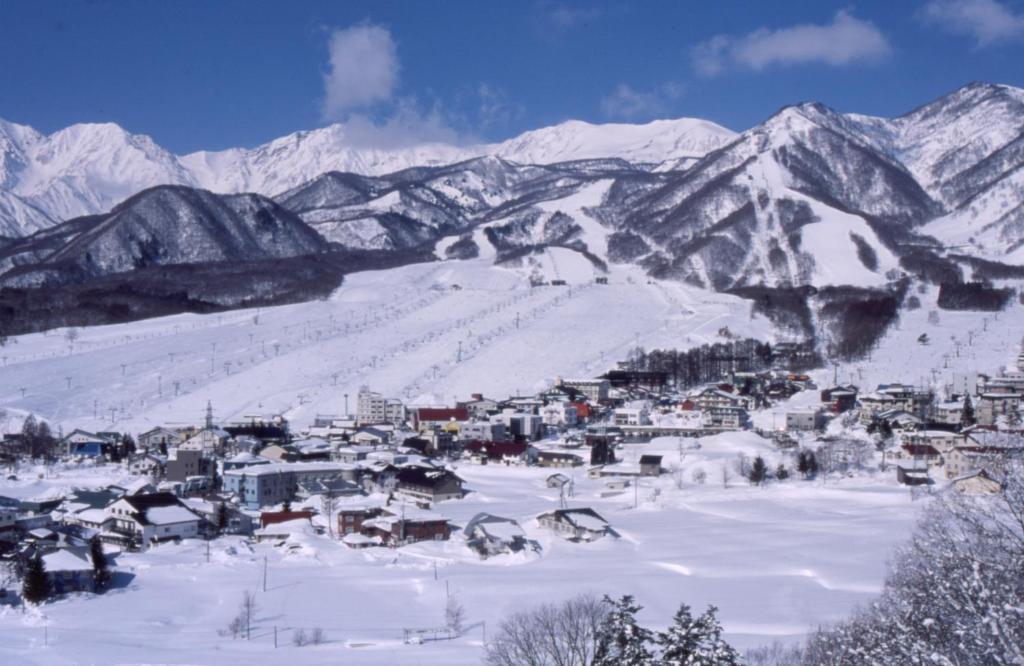 Hotel New Bernina Nagano Esterno foto
