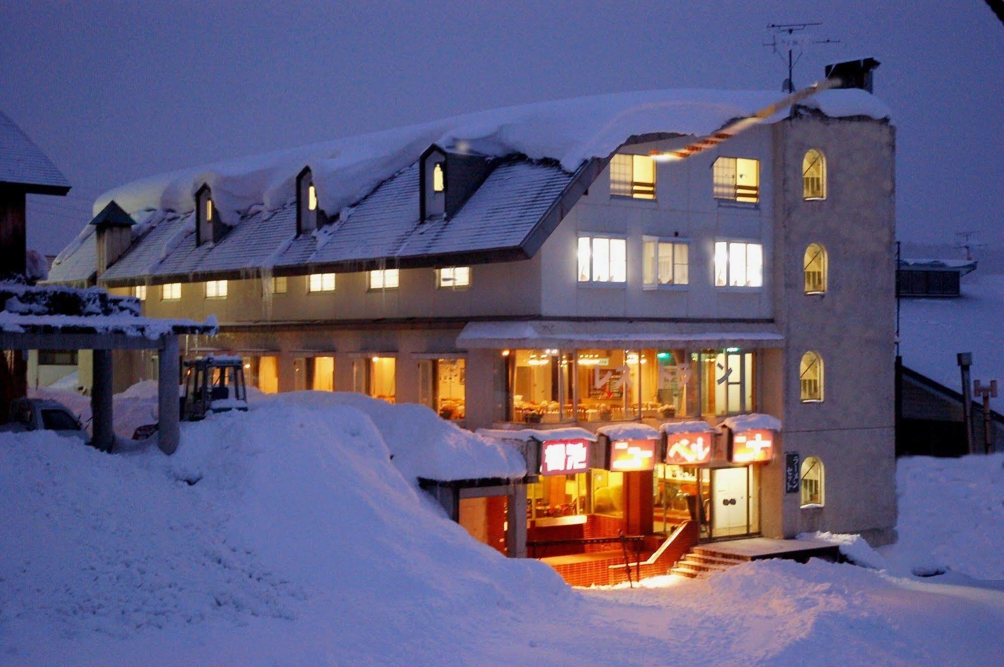 Hotel New Bernina Nagano Esterno foto